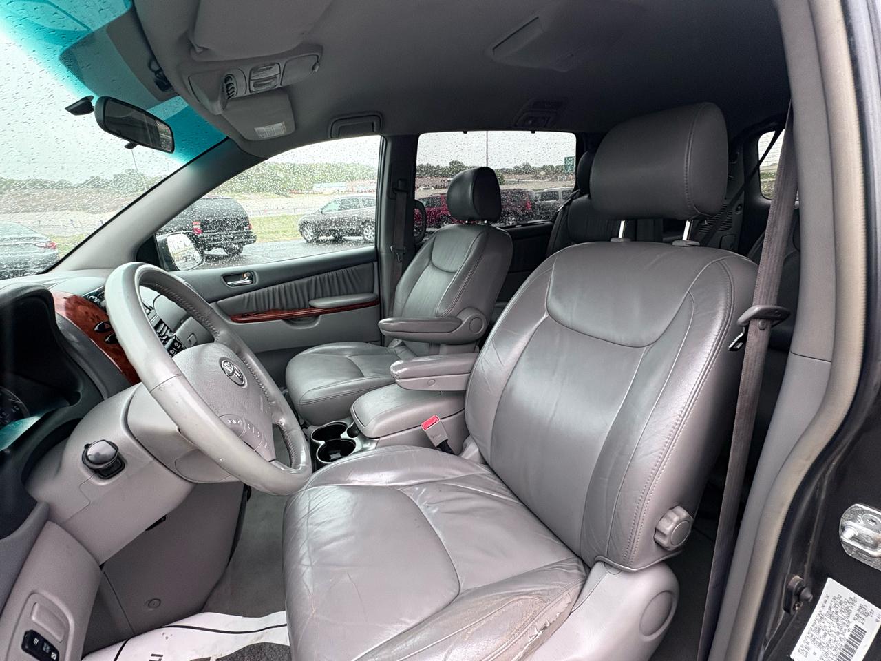 Toyota Sienna 5dr XLE AWD (Natl) 2004