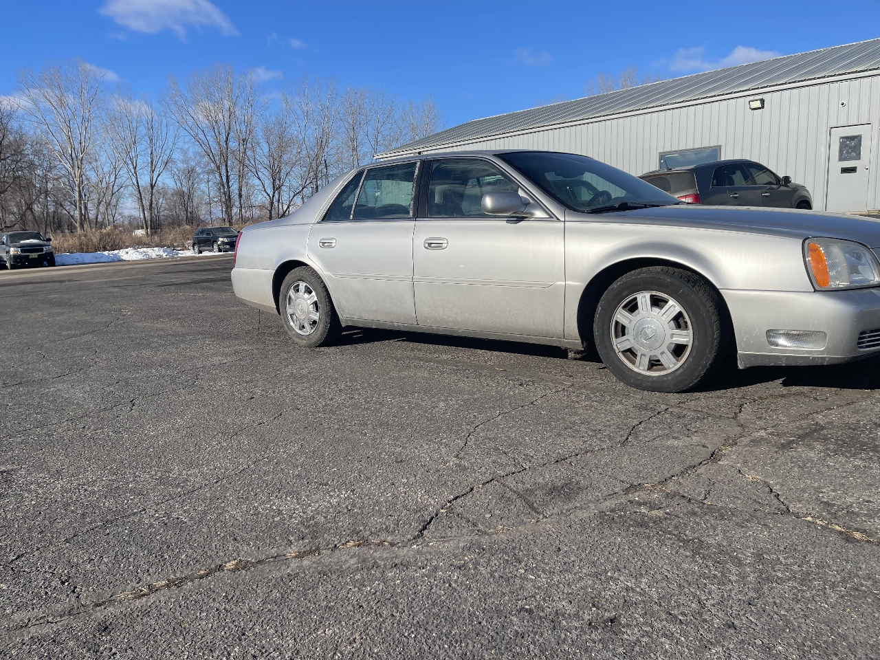 Cadillac DeVille  2004