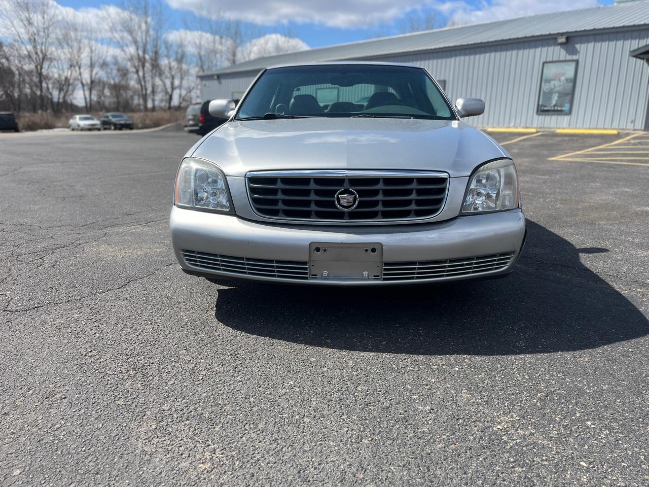 Cadillac DeVille  2004