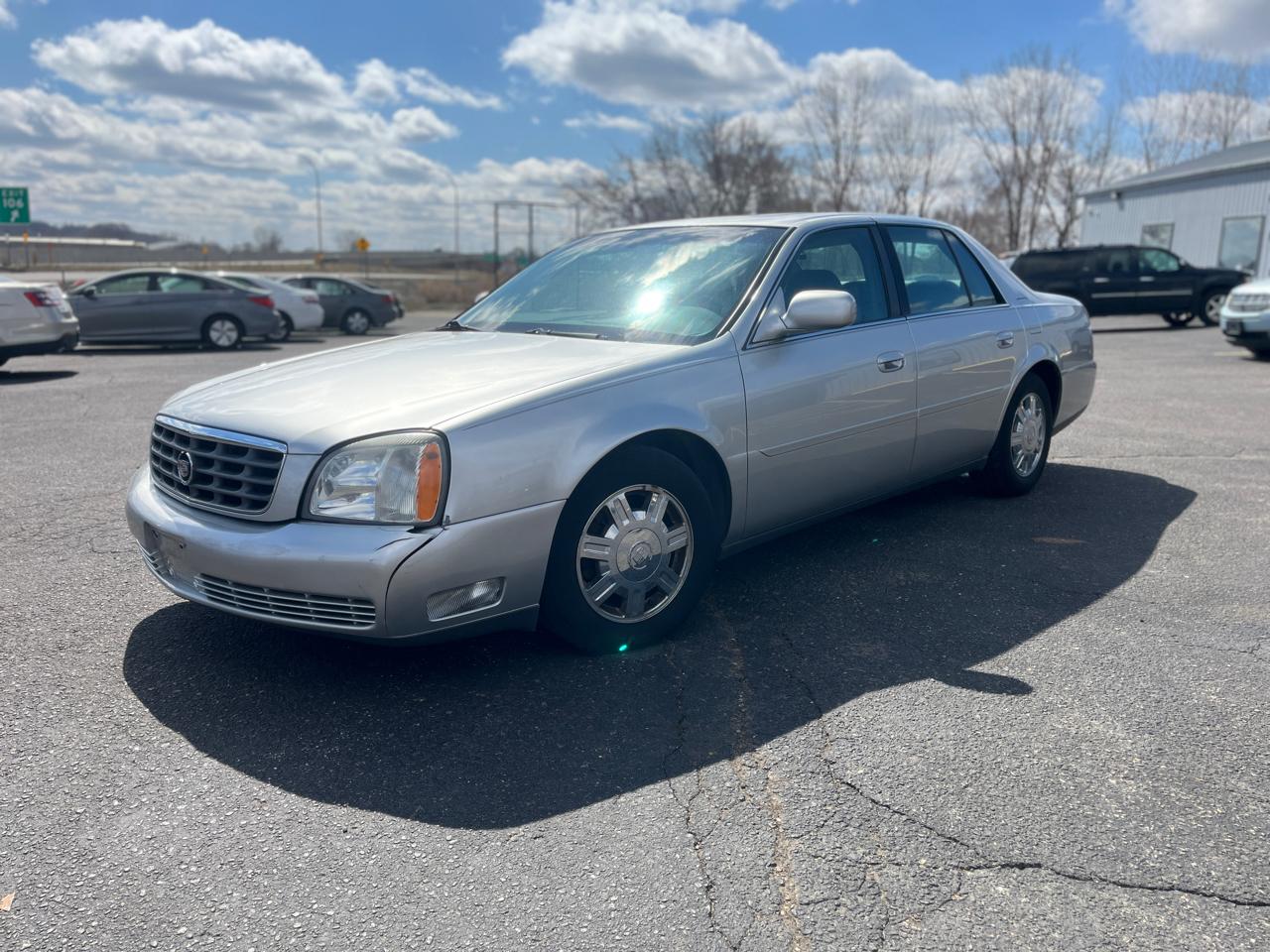 Cadillac DeVille  2004