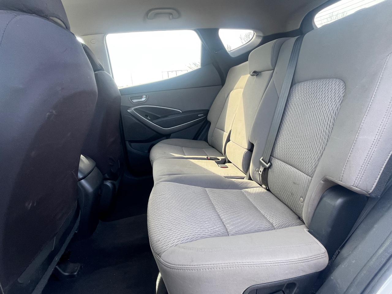 Hyundai Santa Fe  2015