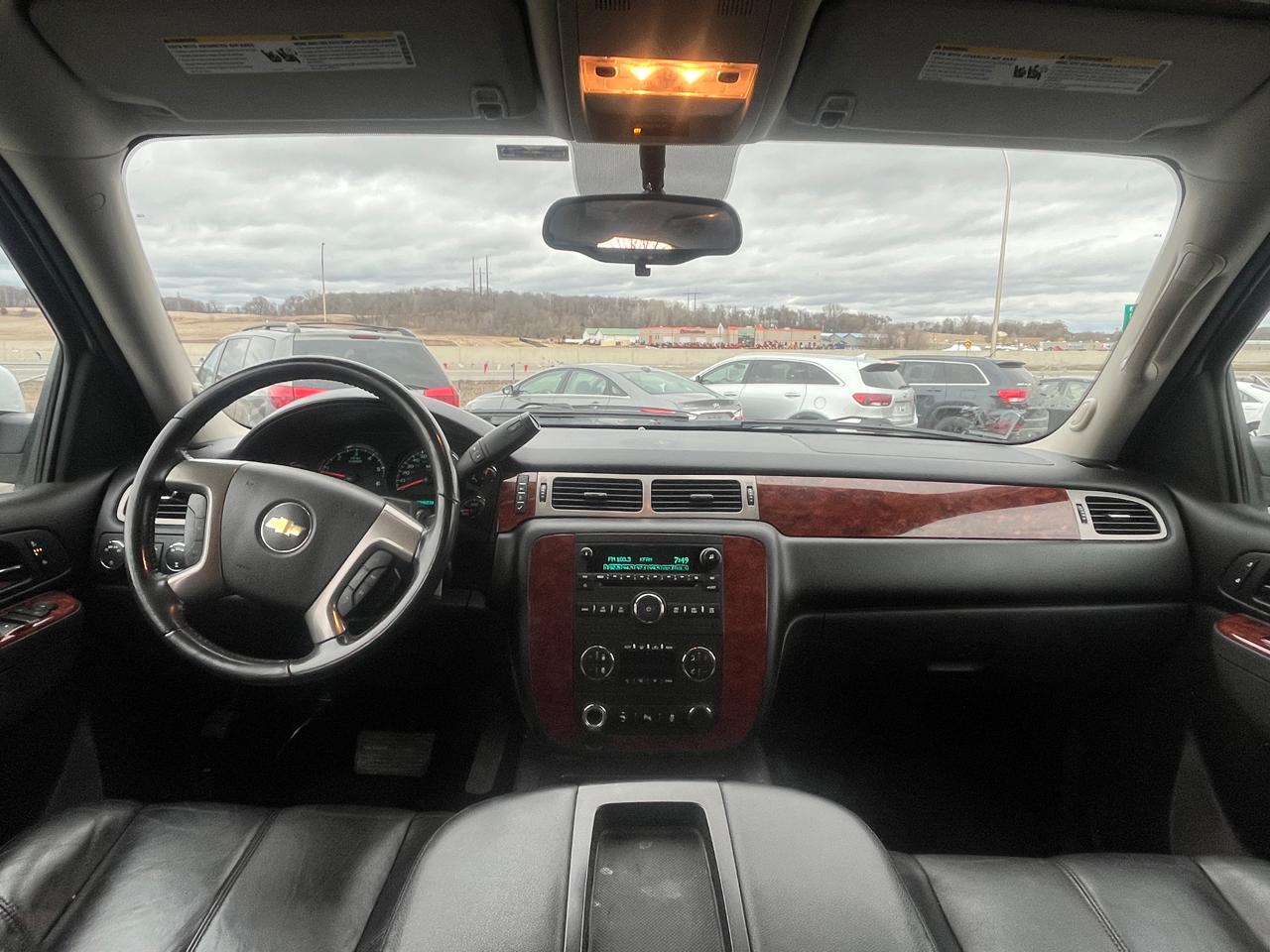 Chevrolet Tahoe  2013