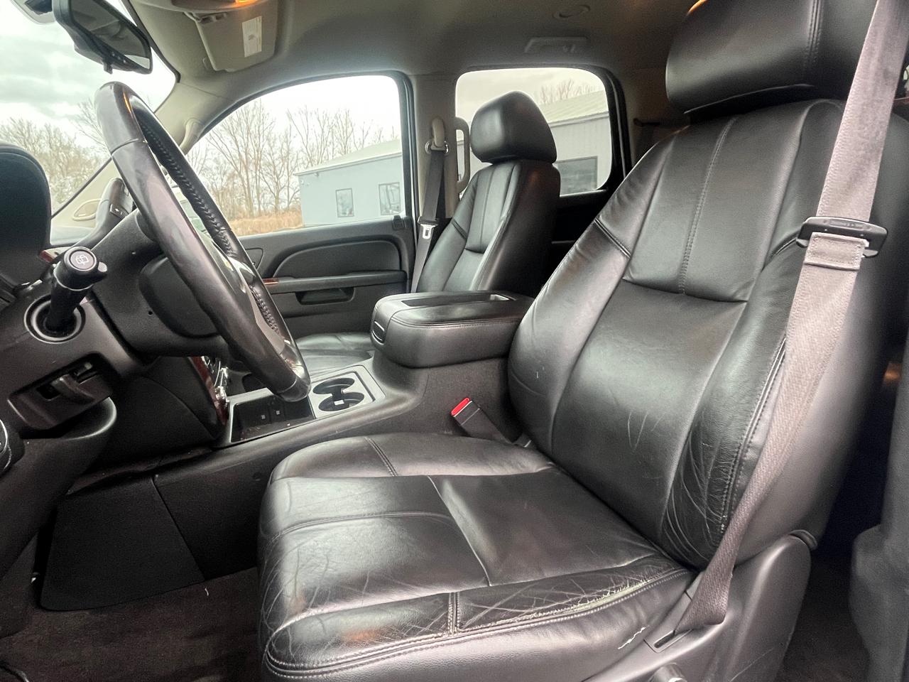 Chevrolet Tahoe  2013