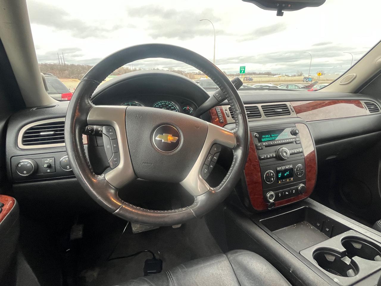 Chevrolet Tahoe  2013