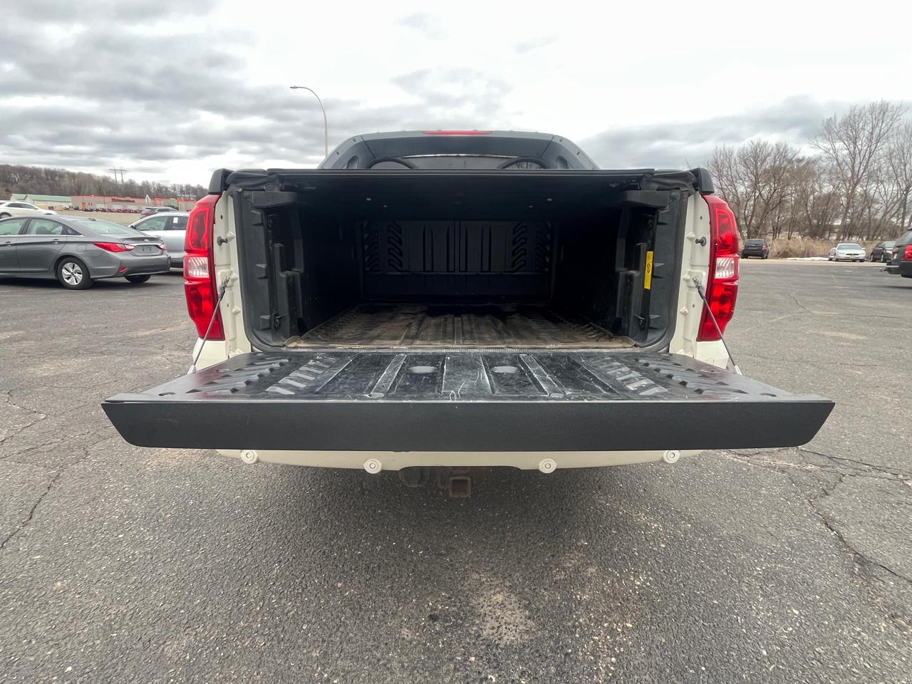 Chevrolet Avalanche  2011