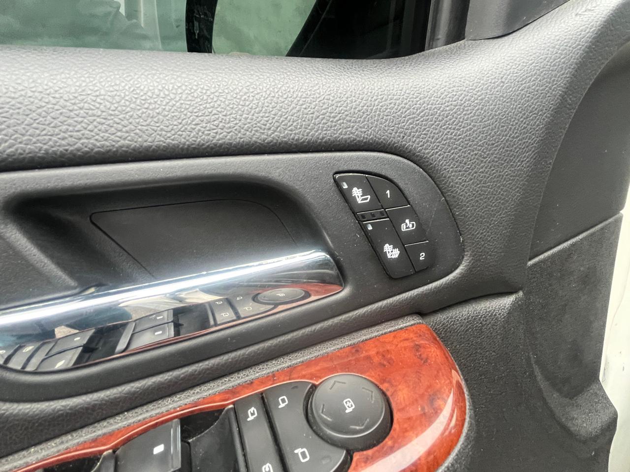 Chevrolet Avalanche  2011