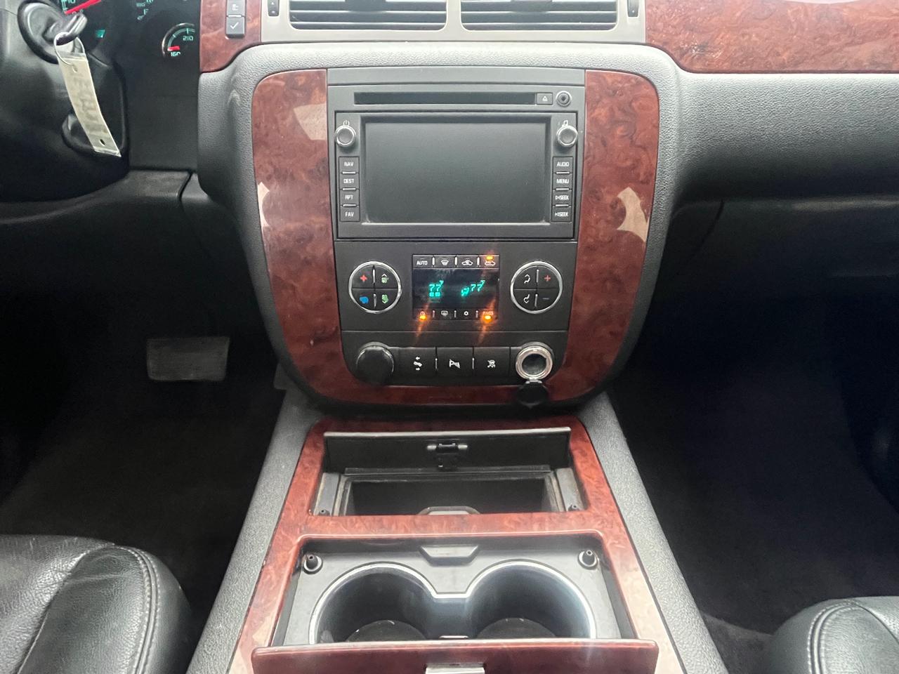 Chevrolet Avalanche  2011