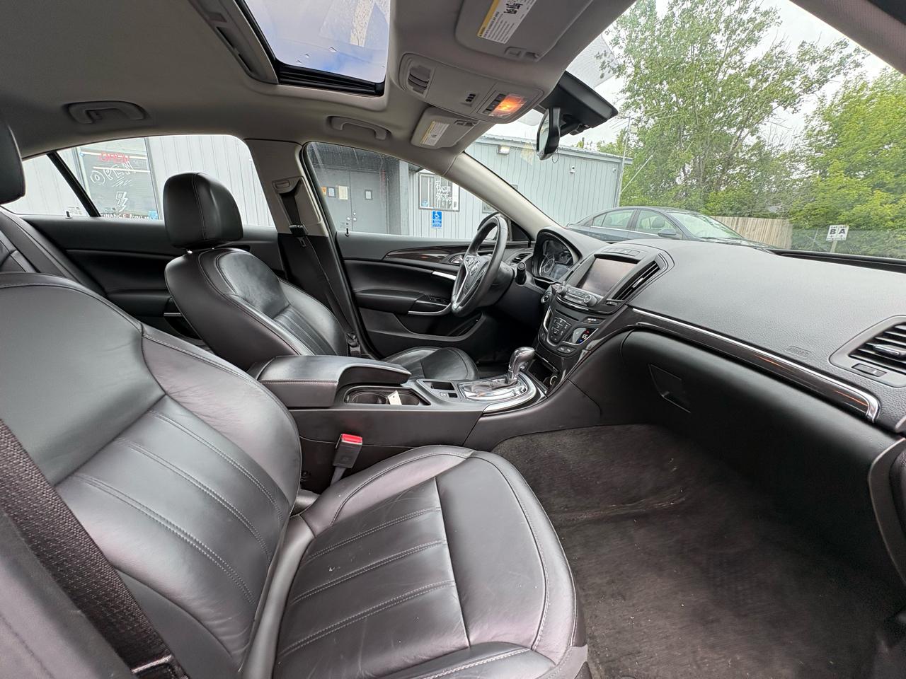 Buick Regal 4dr Sdn Premium I AWD 2014