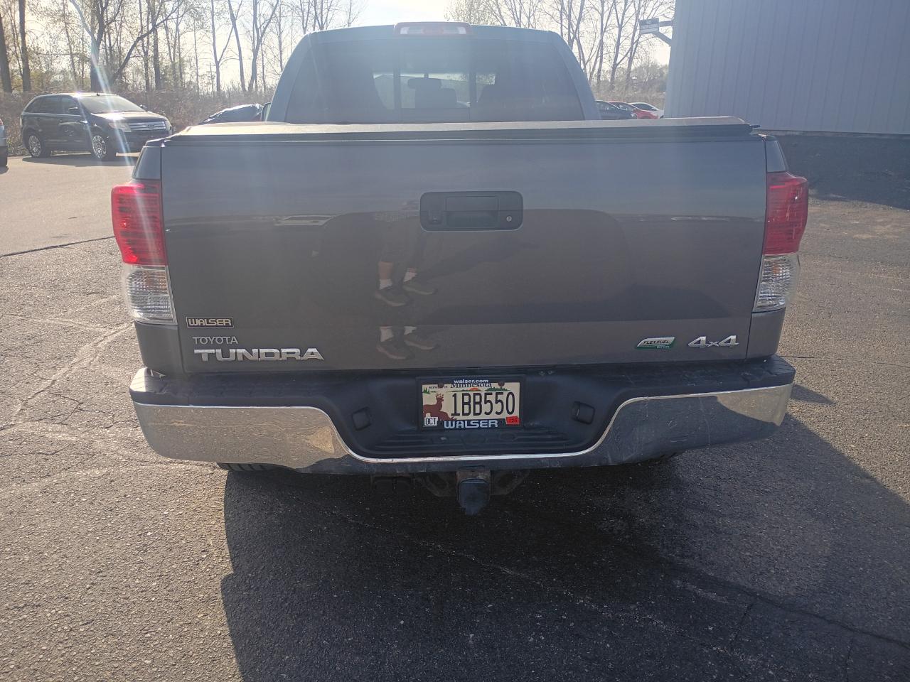 Toyota Tundra Tundra-Grade 5.7L FFV Double Cab 4WD 2012