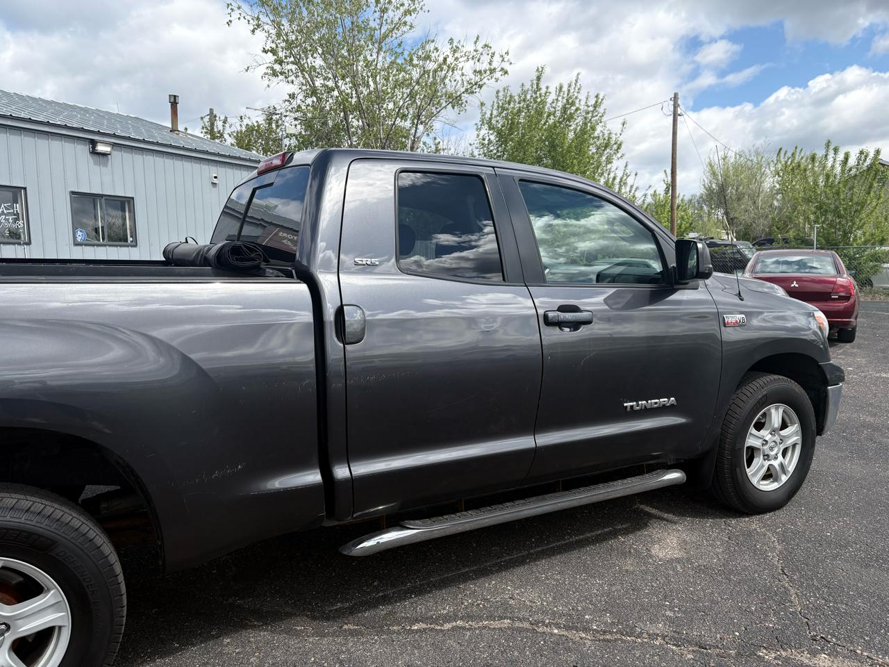 Toyota Tundra Double Cab 5.7L FFV V8 6-Spd AT (Natl) 2012