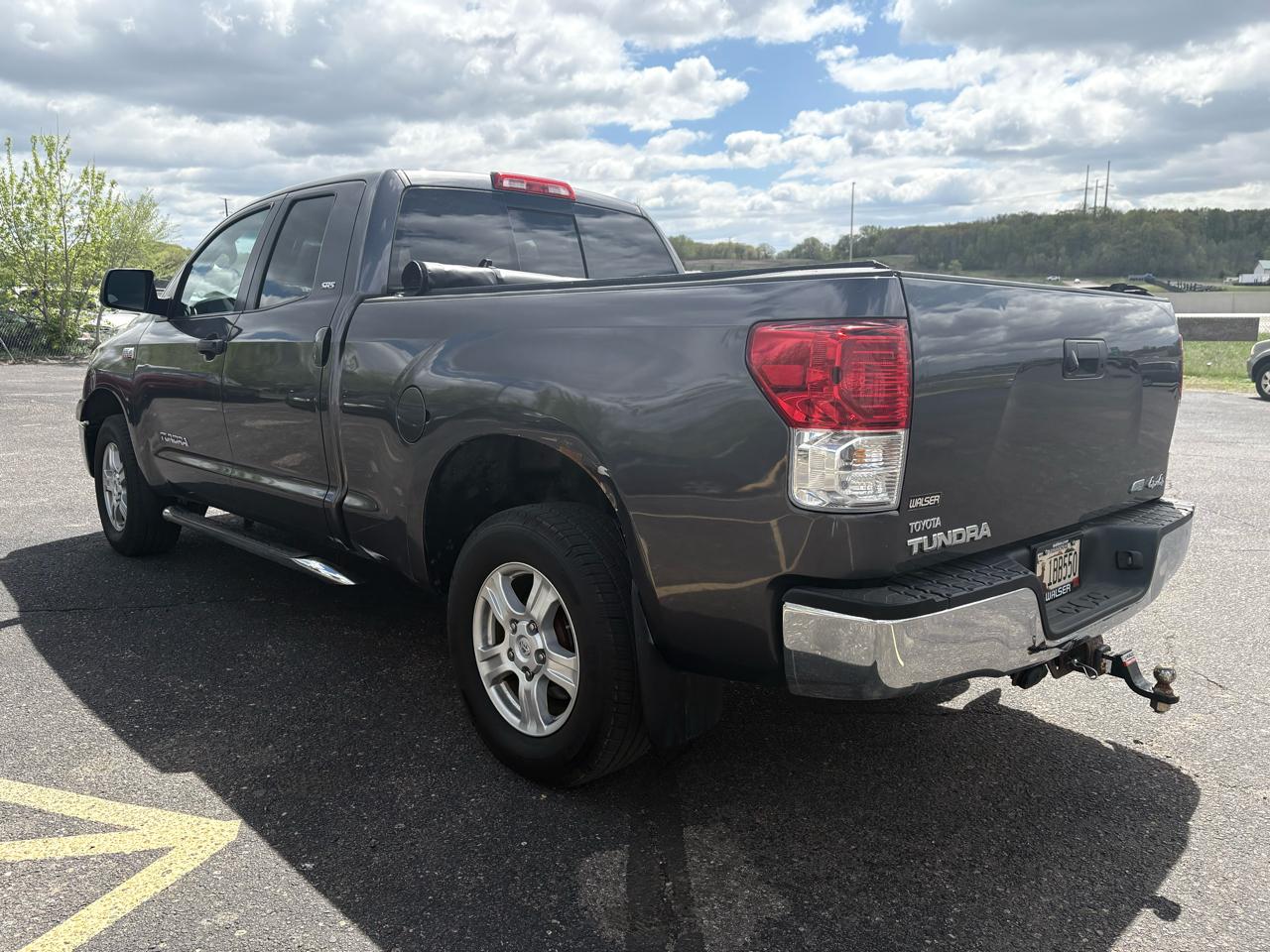 Toyota Tundra Double Cab 5.7L FFV V8 6-Spd AT (Natl) 2012