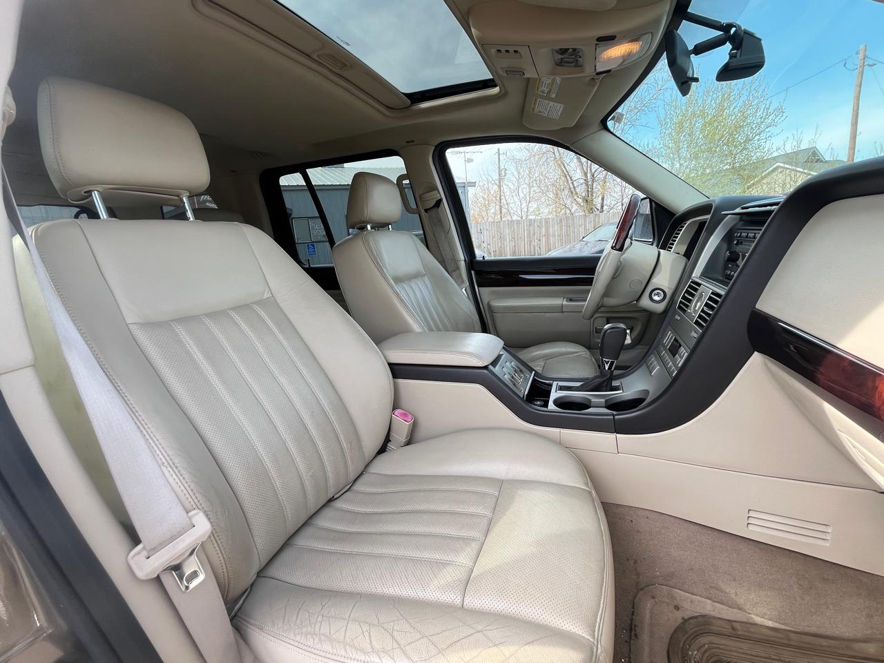 Lincoln Aviator  2003