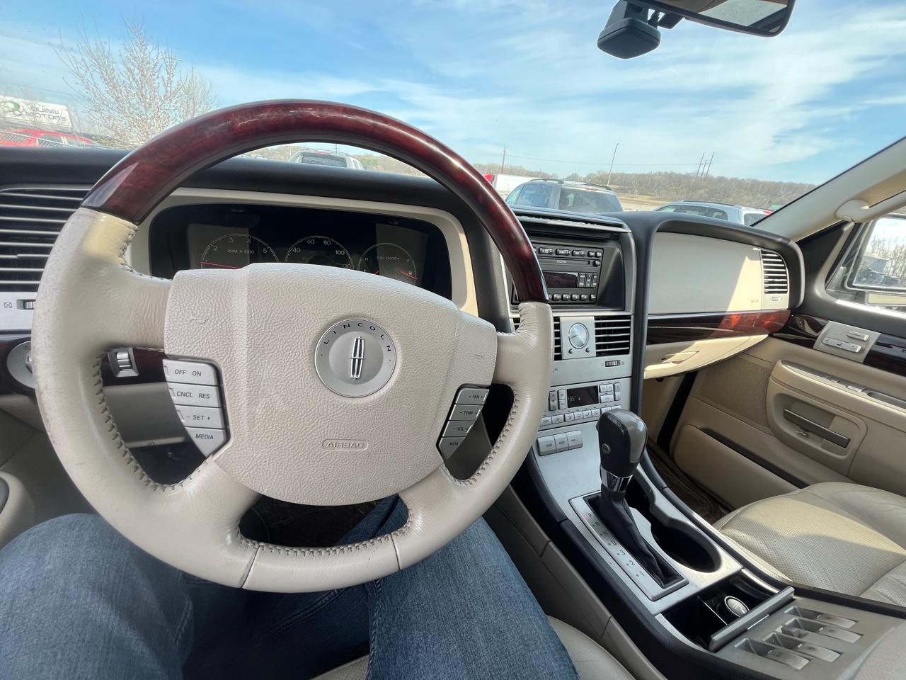 Lincoln Aviator  2003