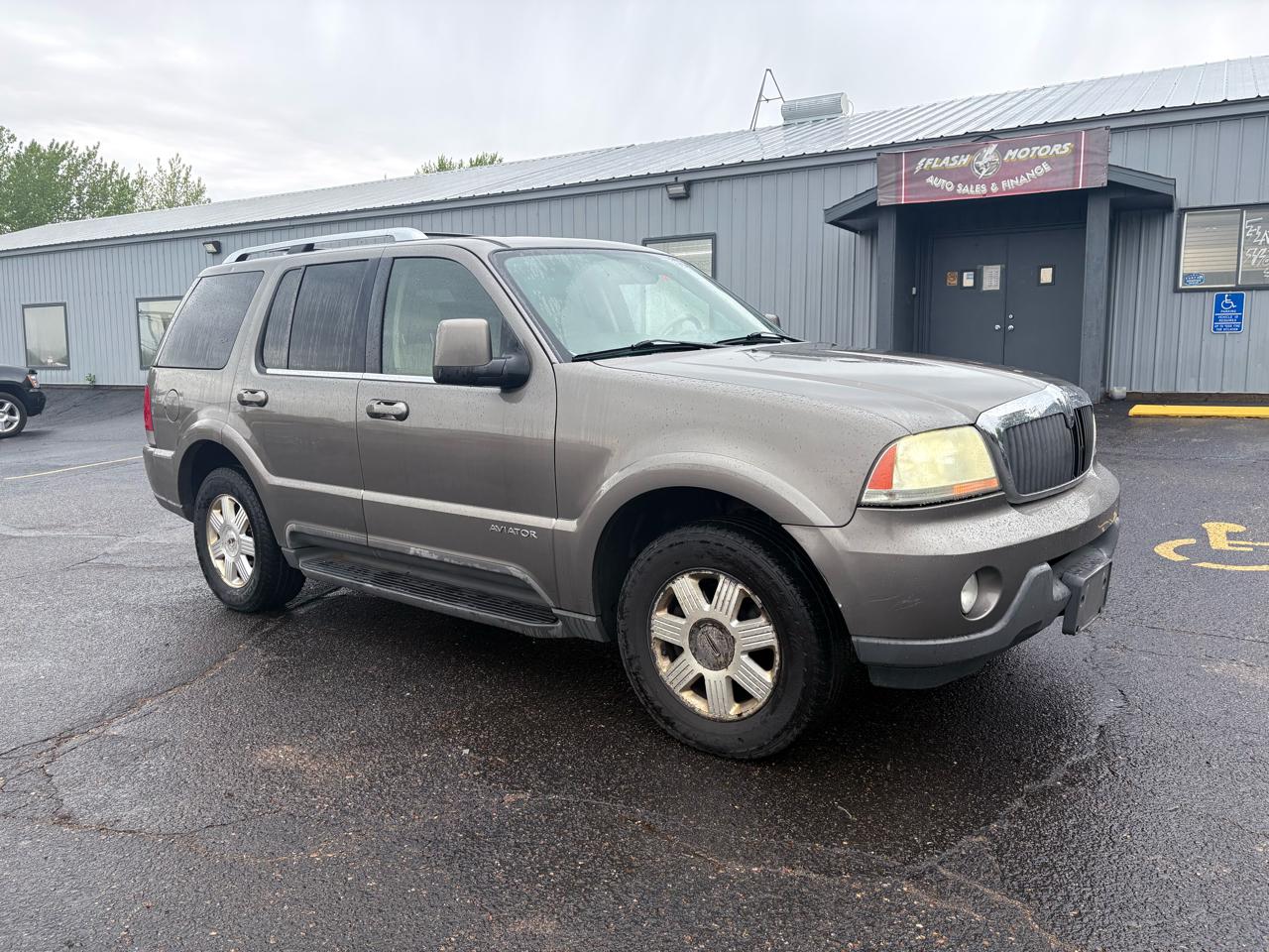 2003 Lincoln Aviator AWD Premium's photo