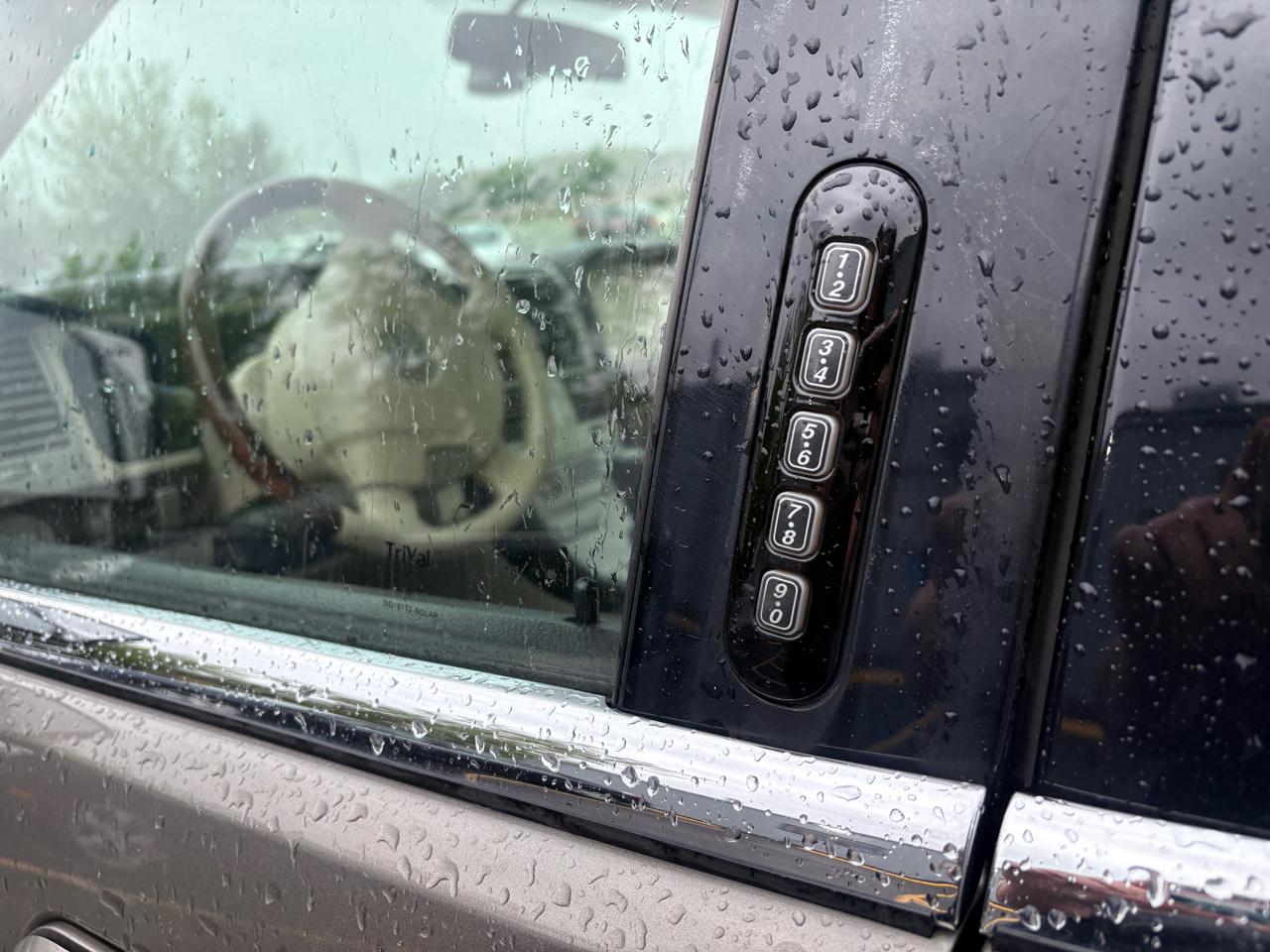 Lincoln Aviator AWD Premium 2003