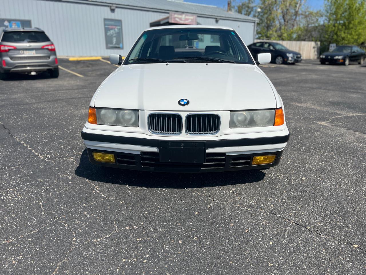 BMW 3-Series  1993