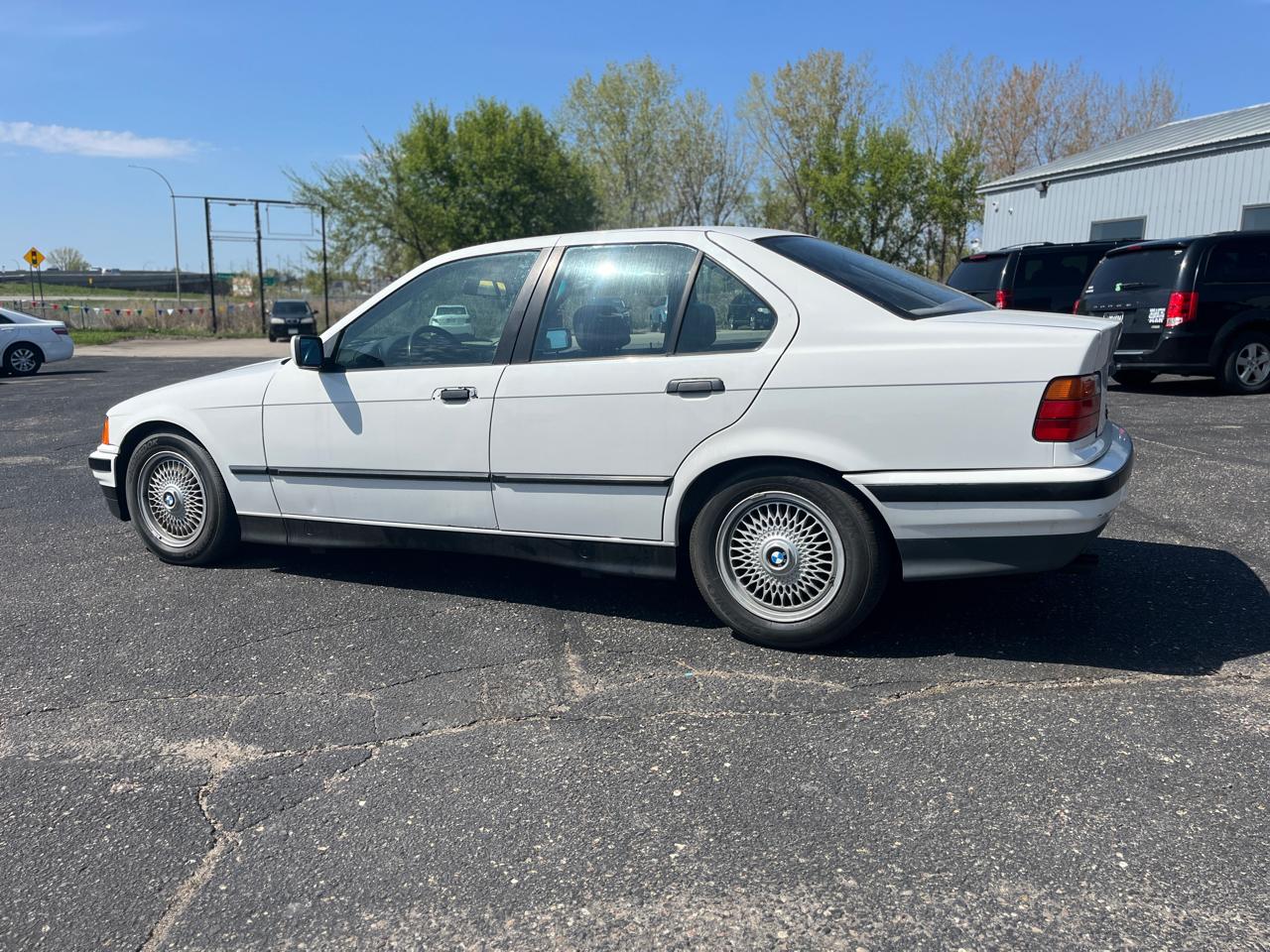 BMW 3-Series  1993