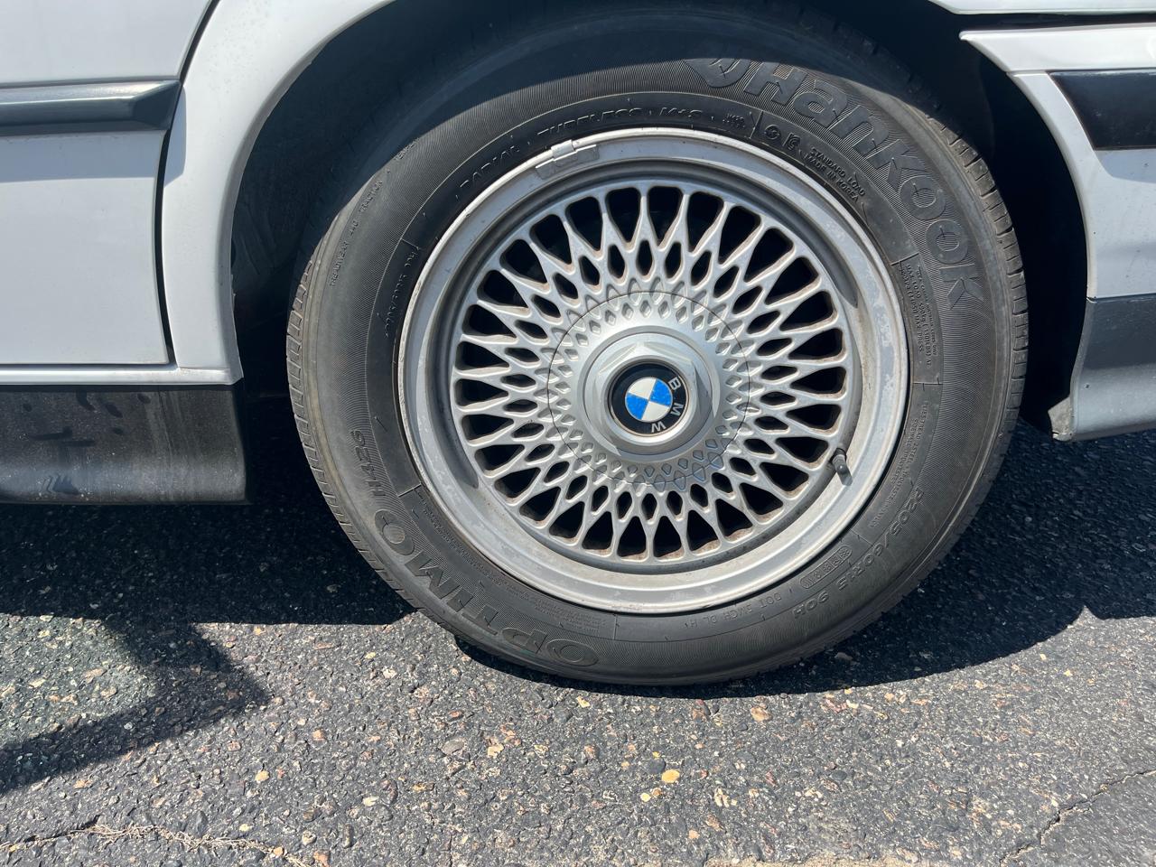 BMW 3-Series  1993