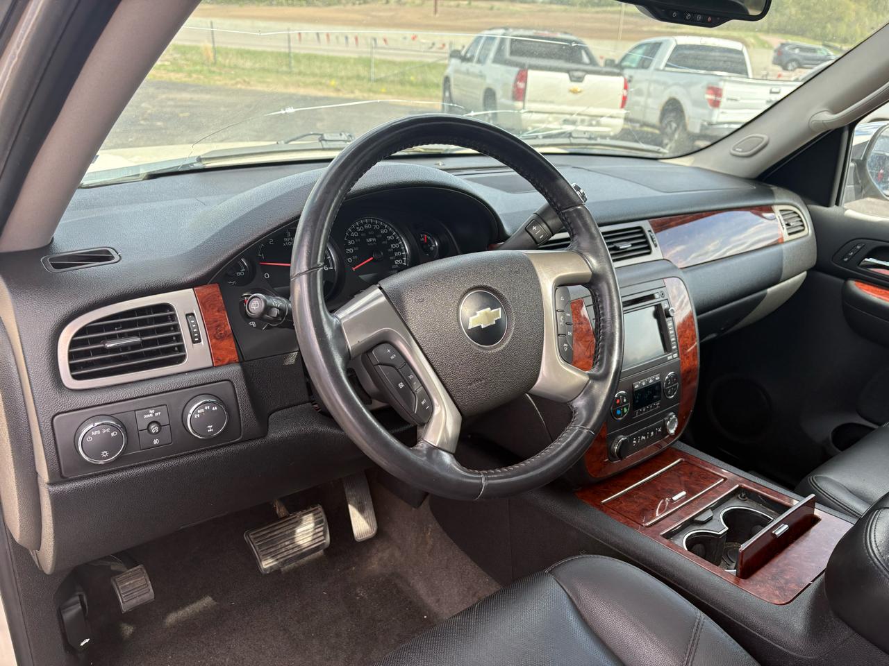 Chevrolet Suburban 4WD 4dr 1500 LTZ 2009