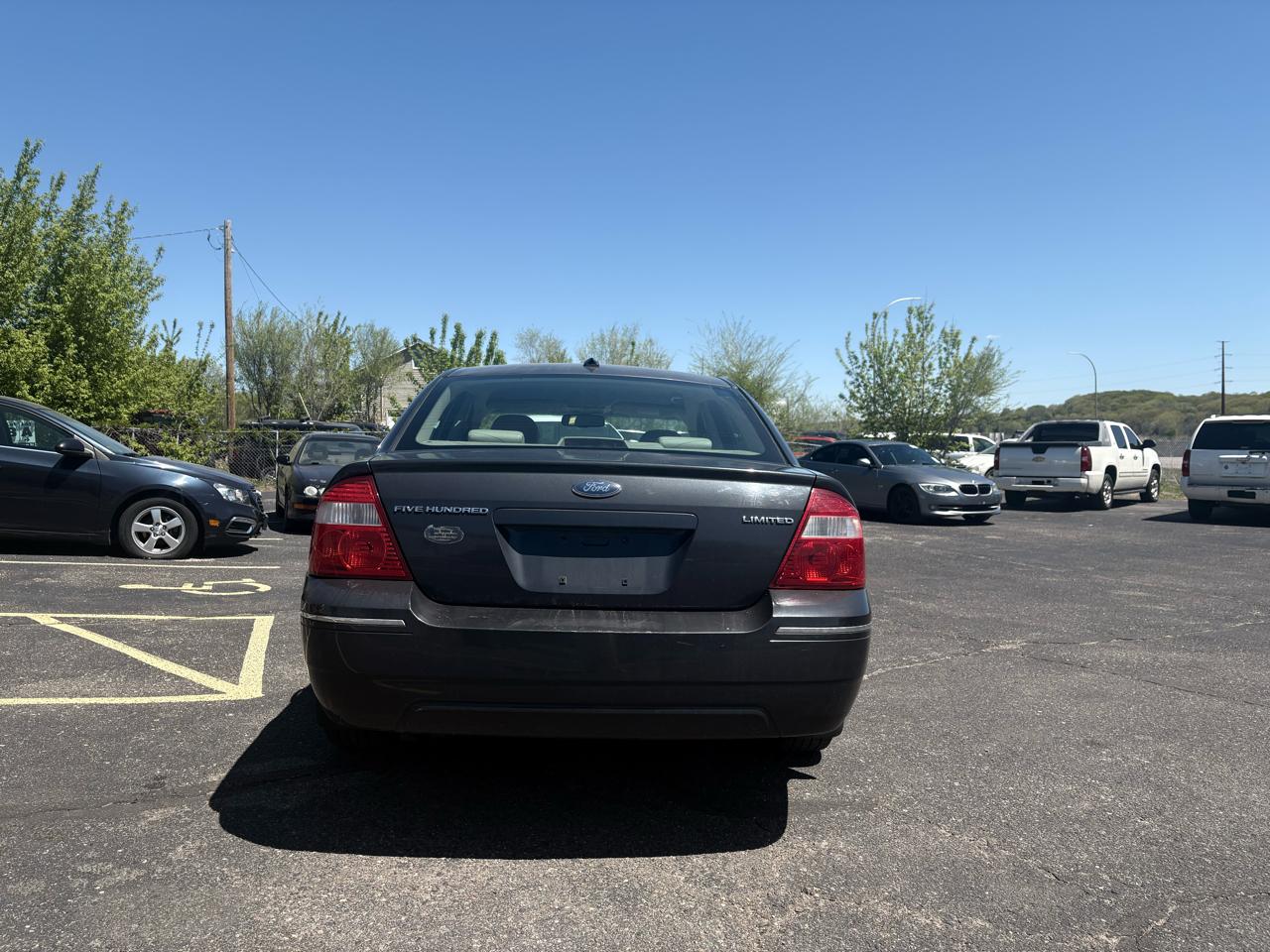 Ford Five Hundred 4dr Sdn Limited FWD 2007