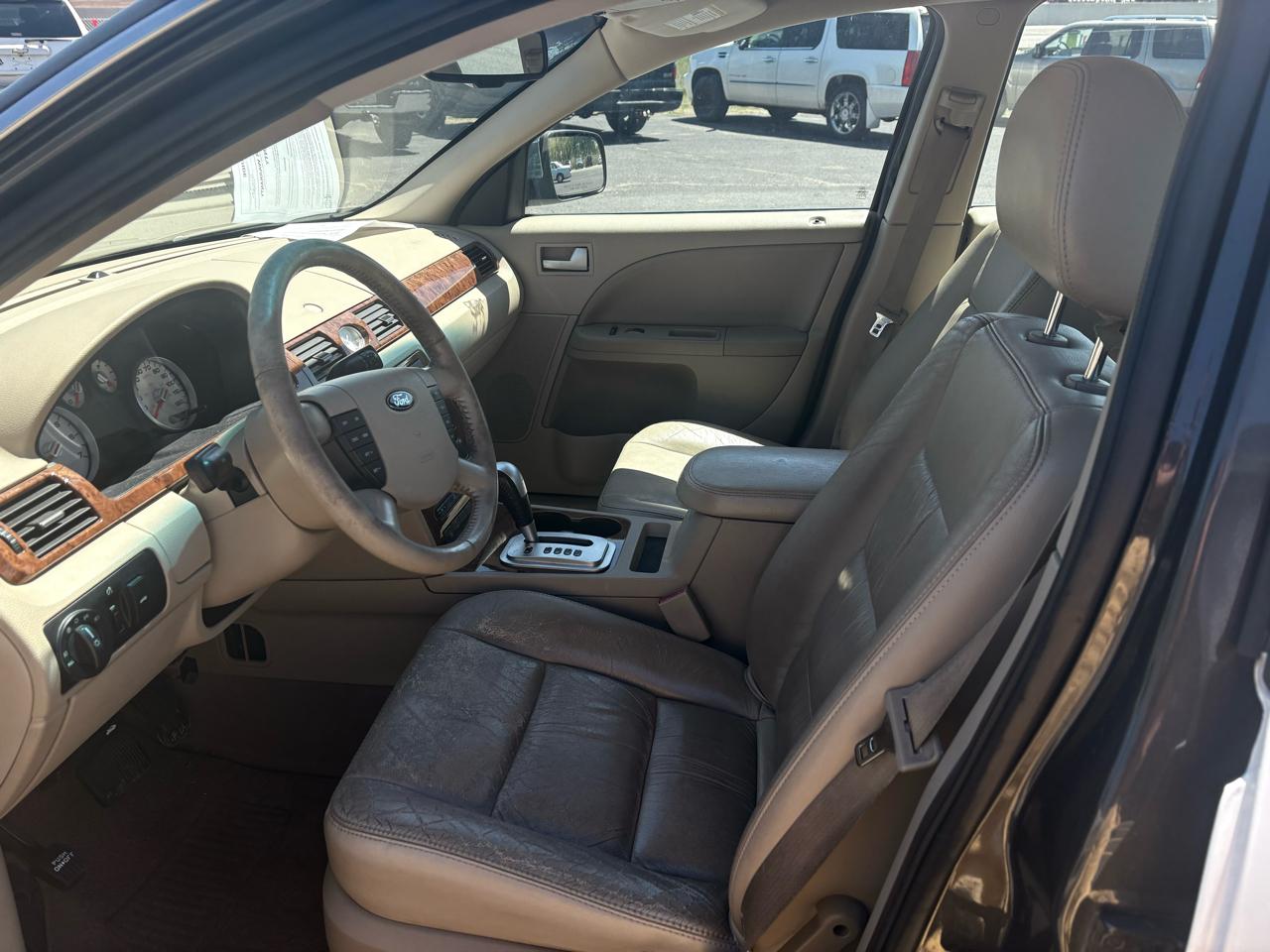 Ford Five Hundred 4dr Sdn Limited FWD 2007