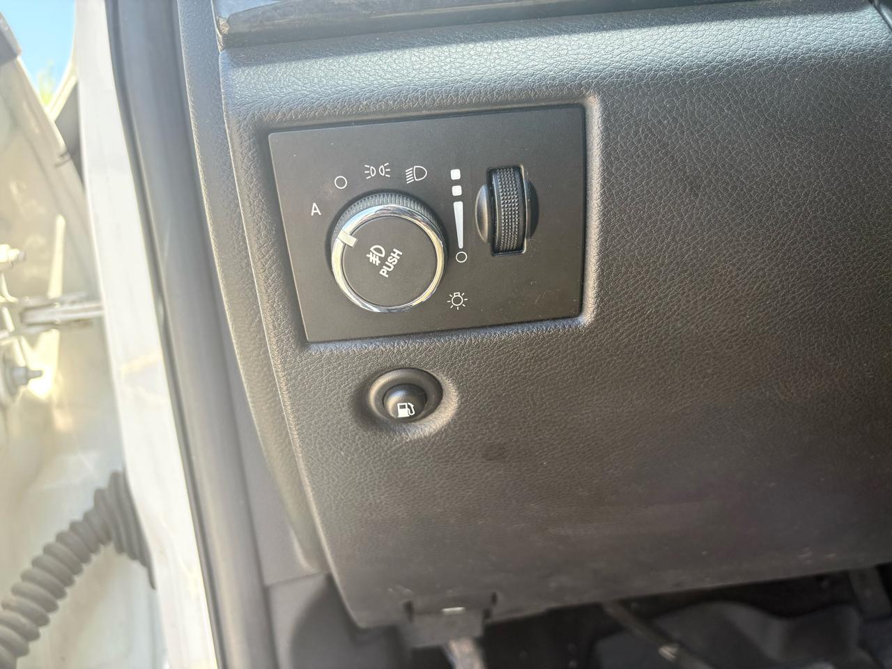 Jeep Grand Cherokee 4WD 4dr Laredo 2012