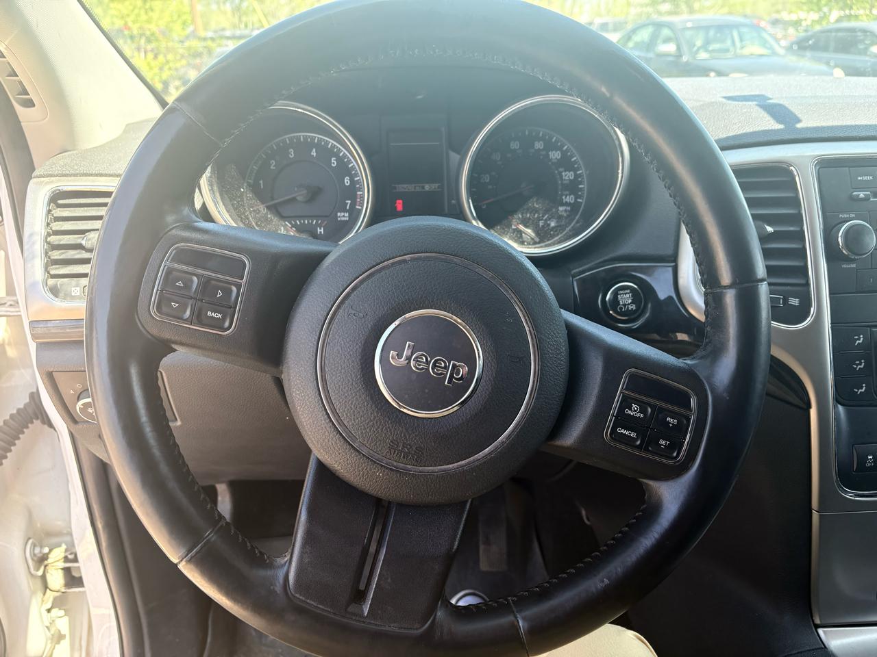 Jeep Grand Cherokee 4WD 4dr Laredo 2012