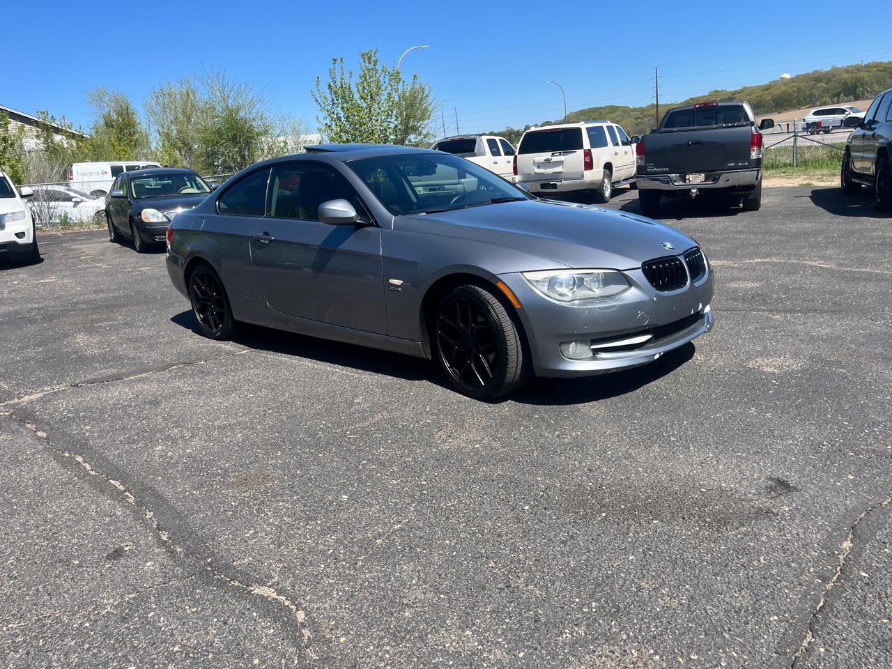 BMW 3 Series 2dr Cpe 328i xDrive AWD SULEV 2011