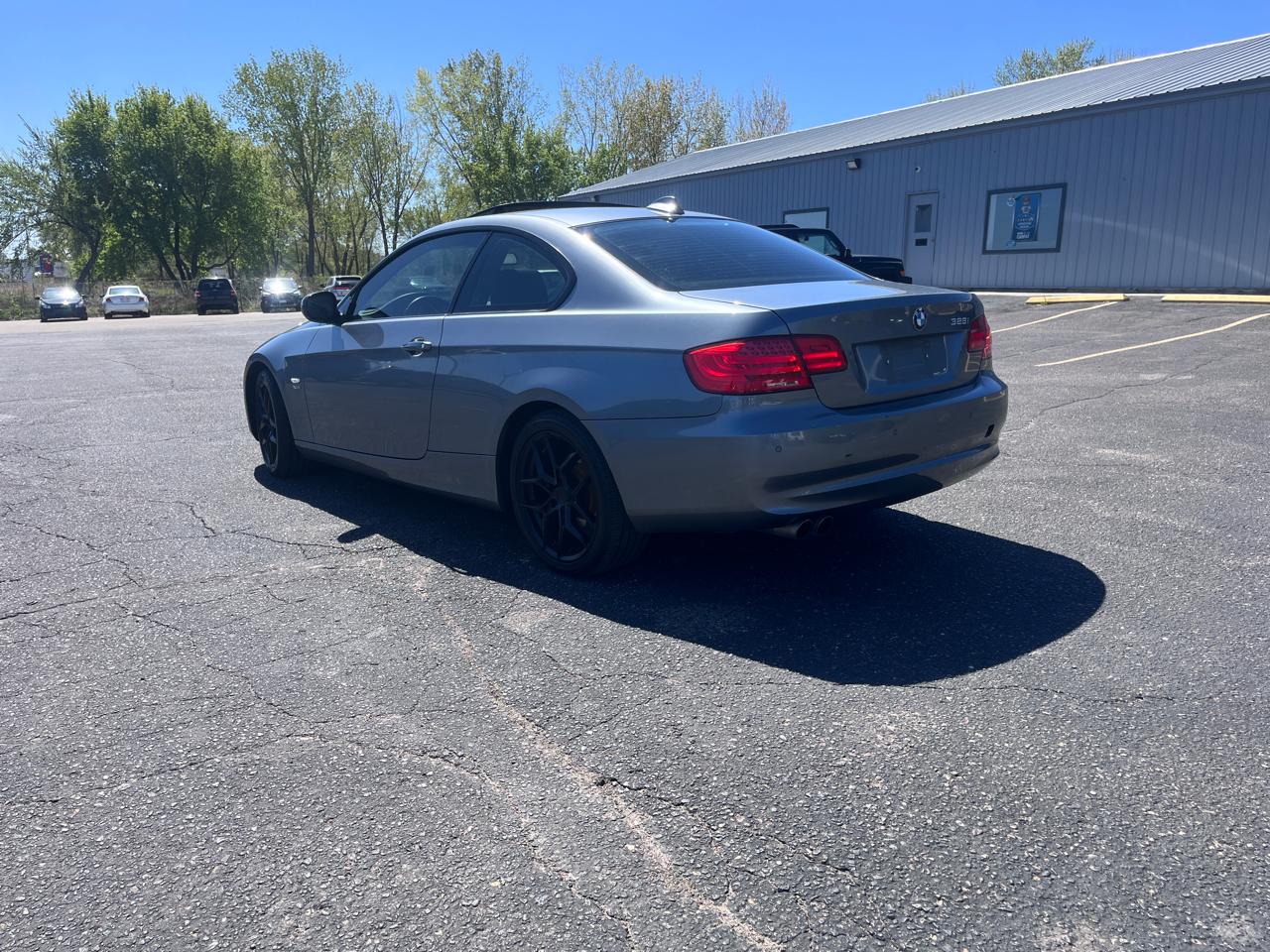 BMW 3 Series 2dr Cpe 328i xDrive AWD SULEV 2011