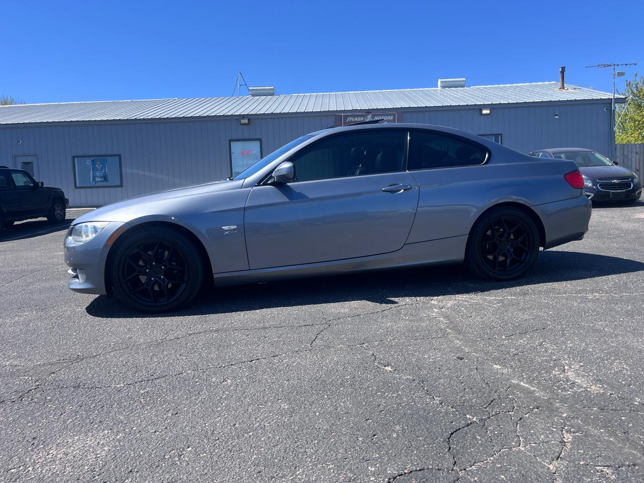 BMW 3 Series 2dr Cpe 328i xDrive AWD SULEV 2011