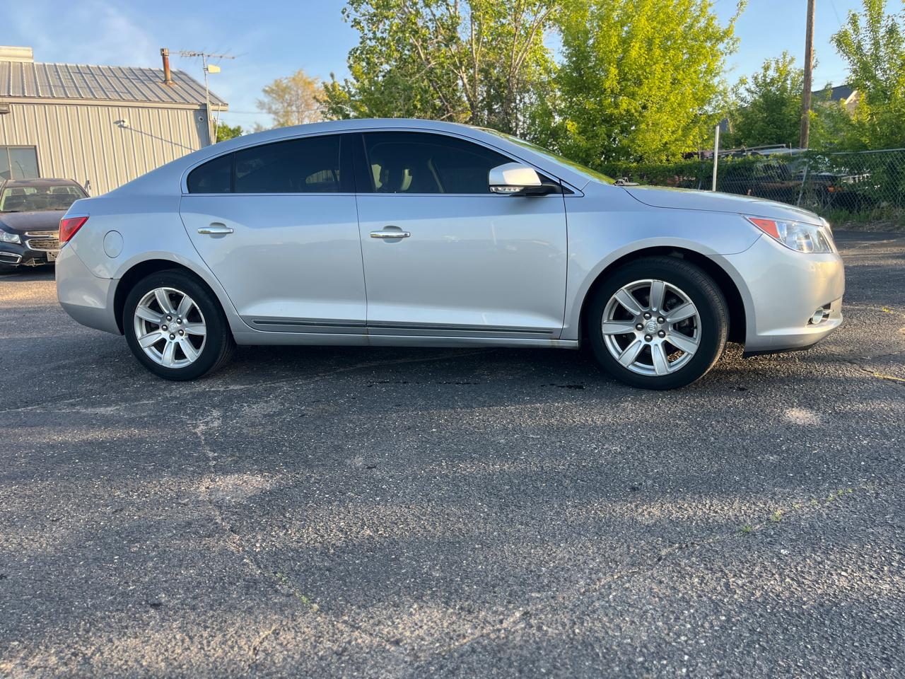 Buick LaCrosse 4dr Sdn CXL FWD 2011