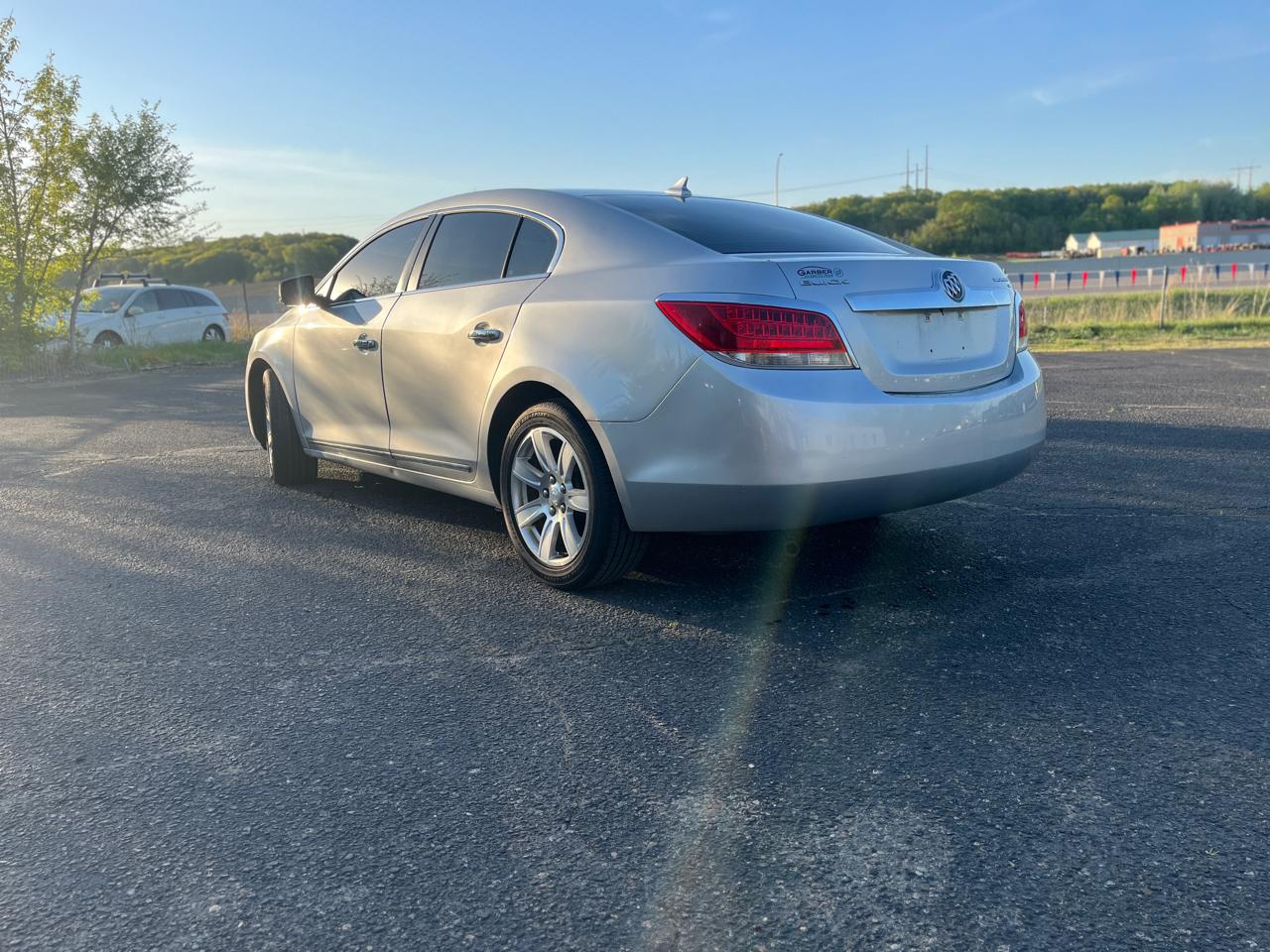Buick LaCrosse 4dr Sdn CXL FWD 2011