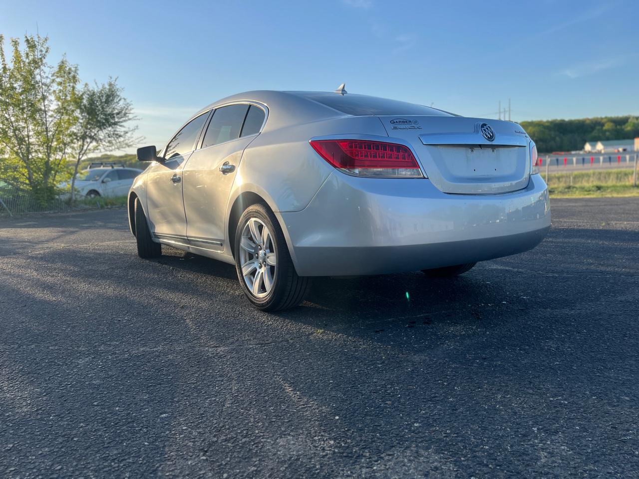 Buick LaCrosse 4dr Sdn CXL FWD 2011