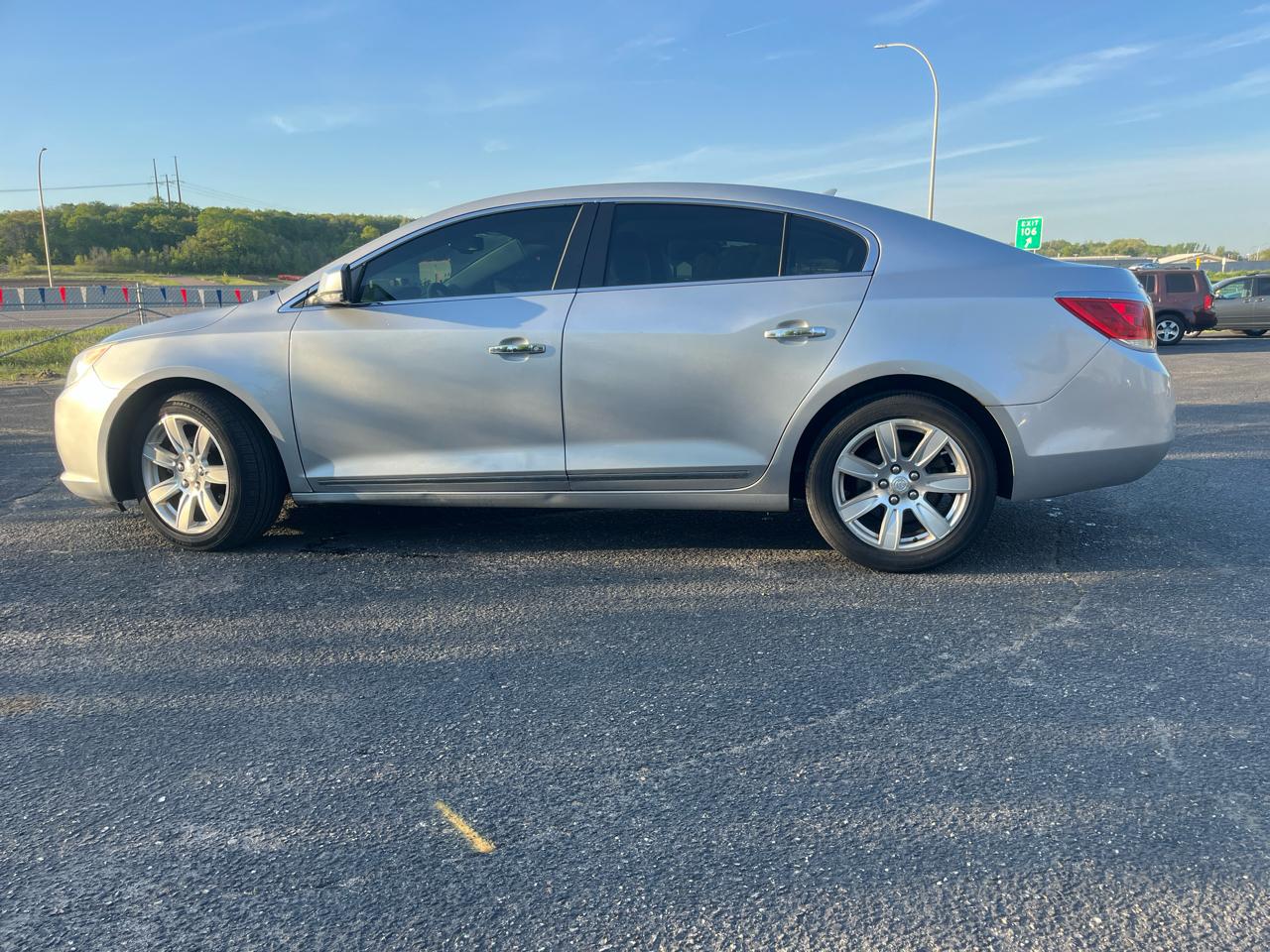 Buick LaCrosse 4dr Sdn CXL FWD 2011