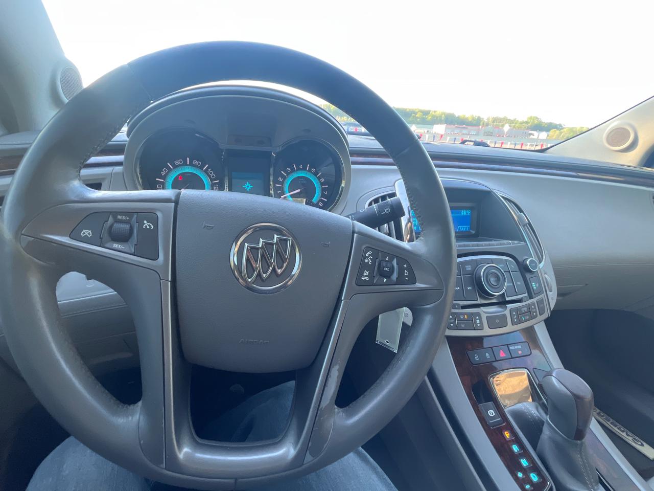 Buick LaCrosse 4dr Sdn CXL FWD 2011