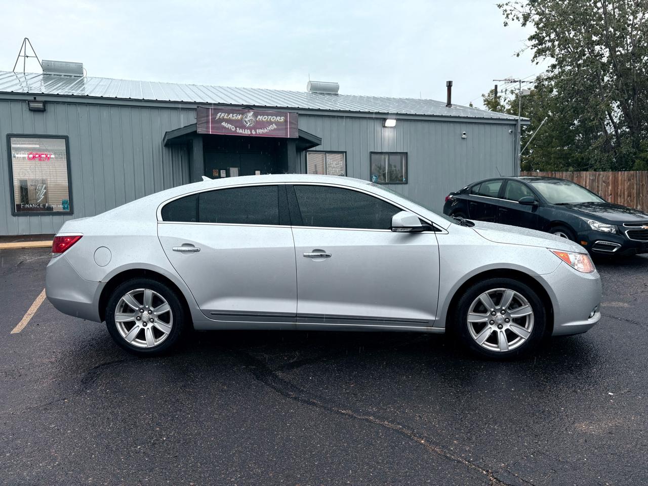 Buick LaCrosse 4dr Sdn CXL FWD 2011