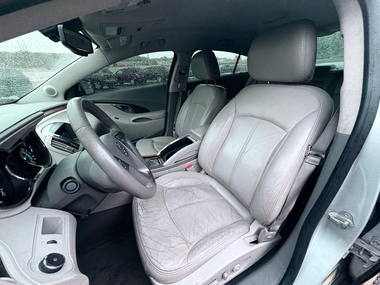 Buick LaCrosse 4dr Sdn CXL FWD 2011