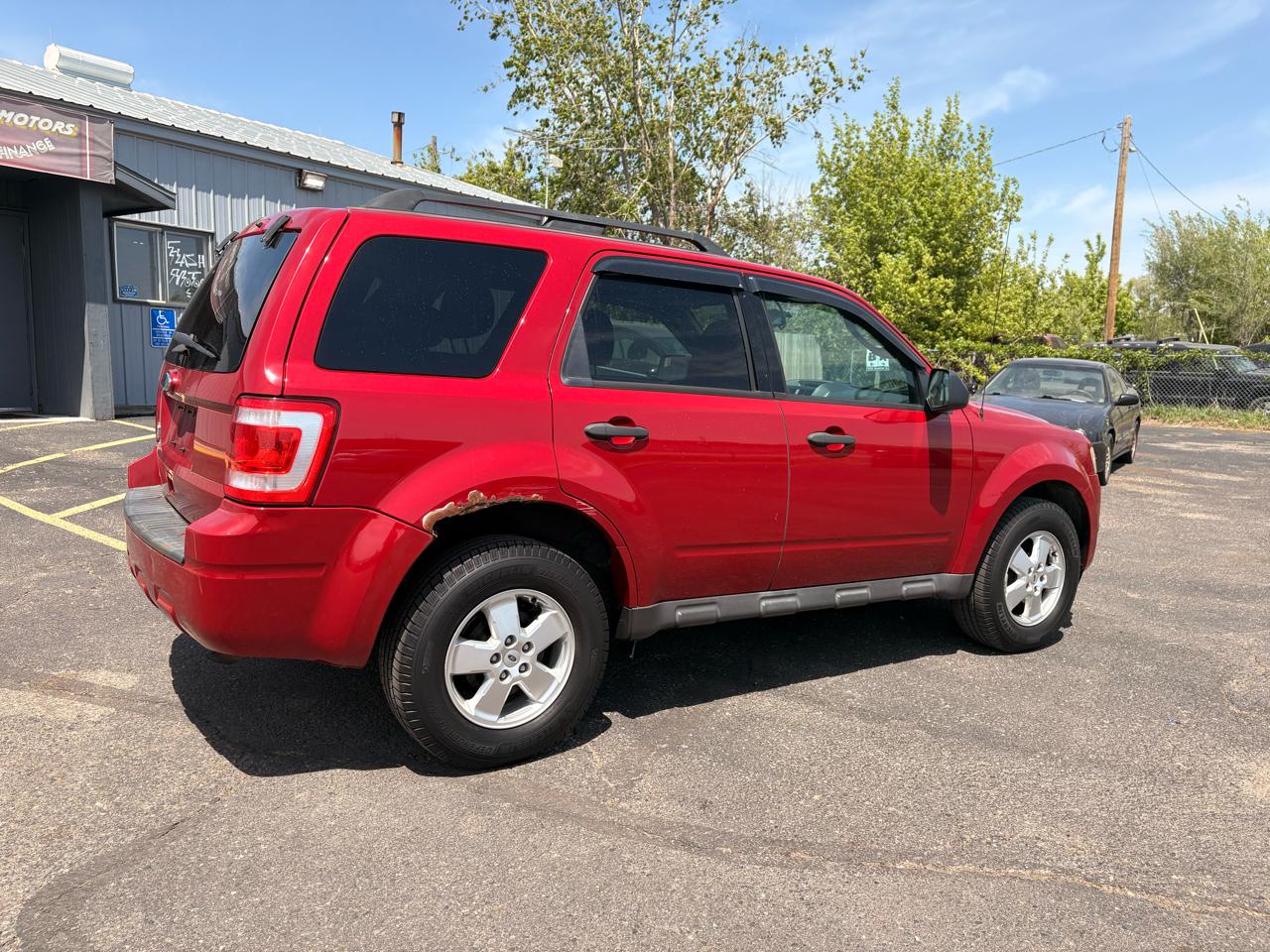 Ford Escape 4WD 4dr XLT 2011