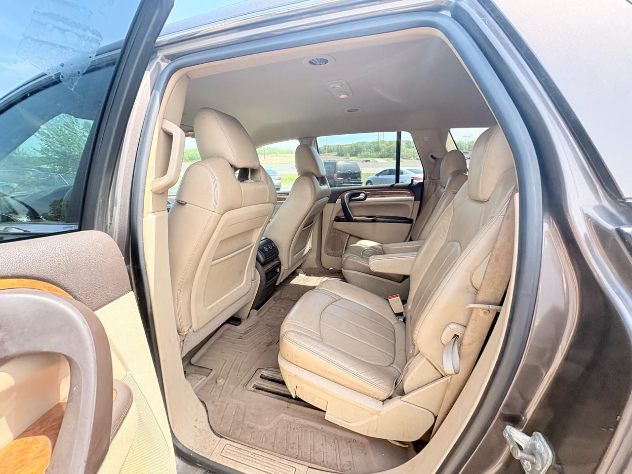 Buick Enclave AWD 4dr CXL w/1XL 2010