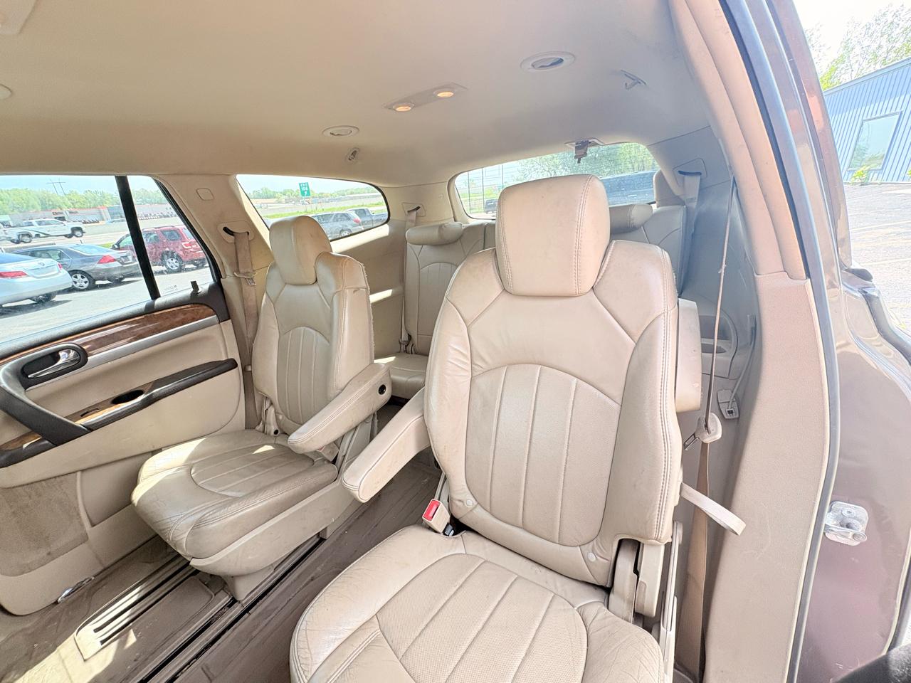 Buick Enclave AWD 4dr CXL w/1XL 2010