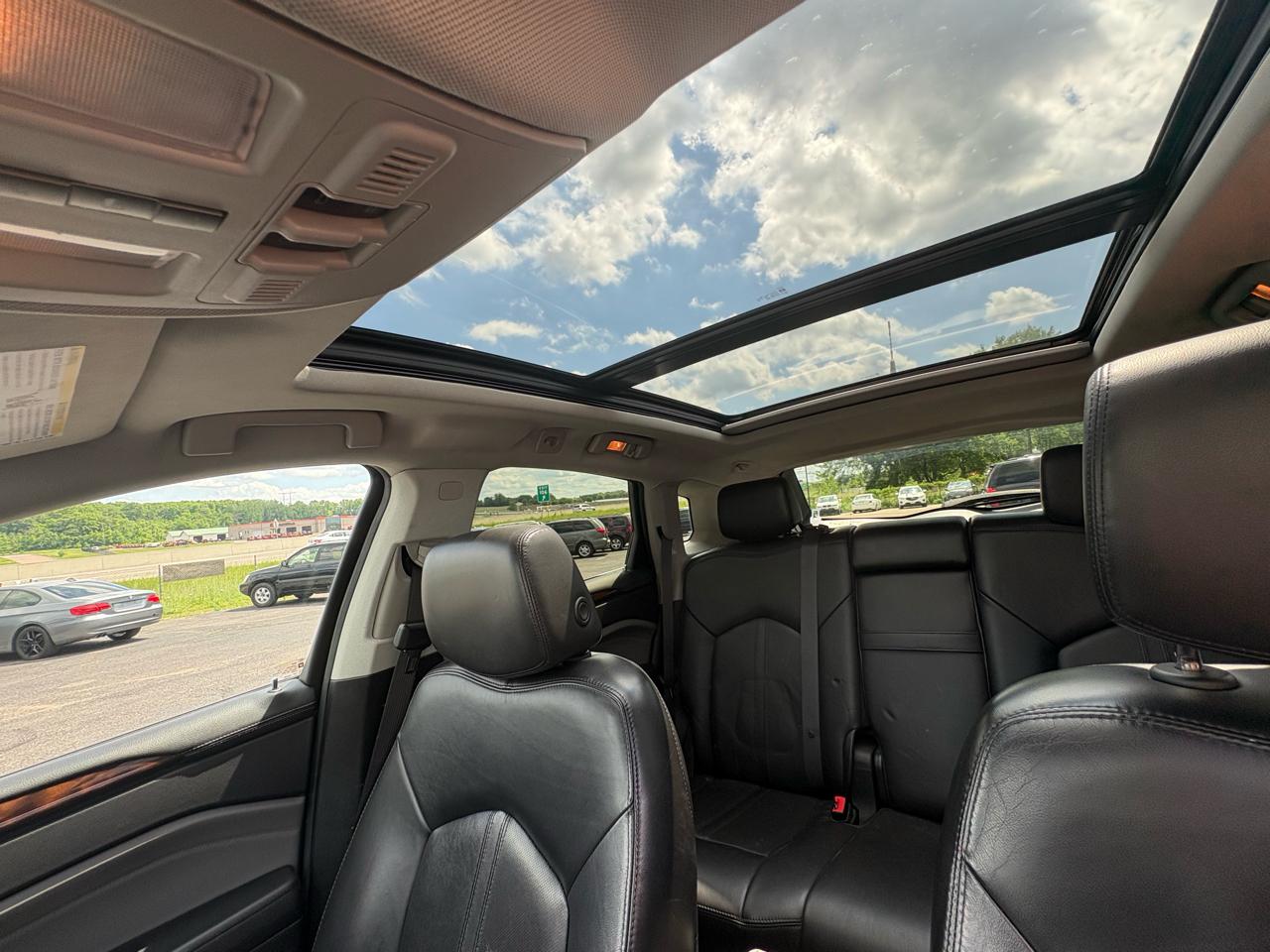 Cadillac SRX AWD 4dr Luxury Collection 2011