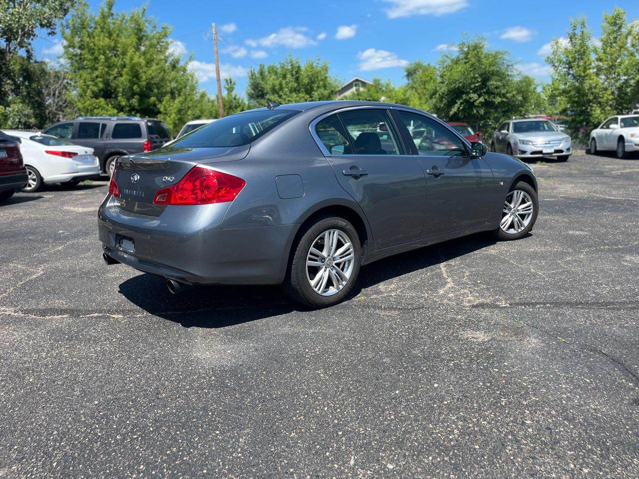Infiniti Q40 4dr Sdn AWD 2015