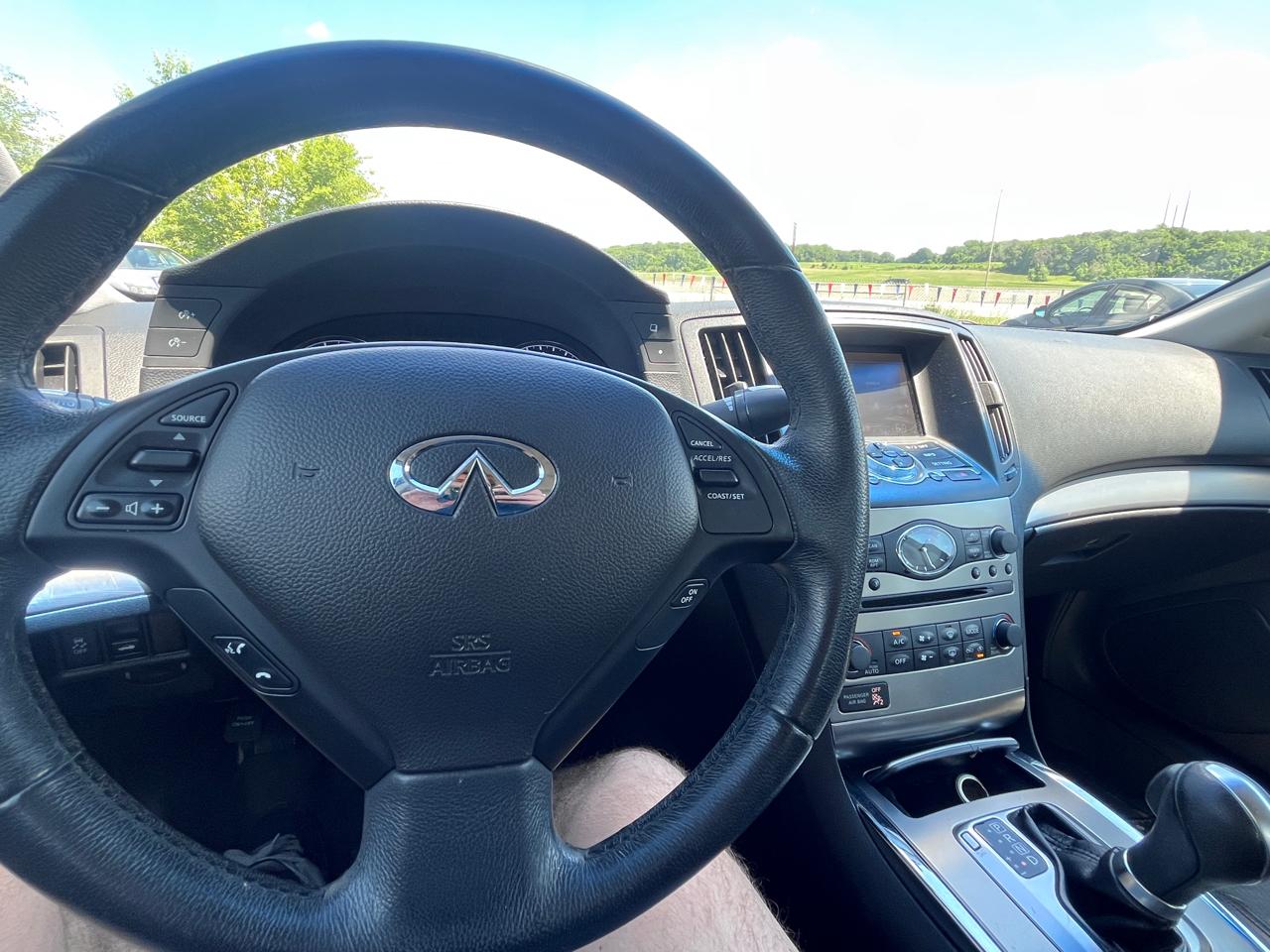 Infiniti Q40 4dr Sdn AWD 2015