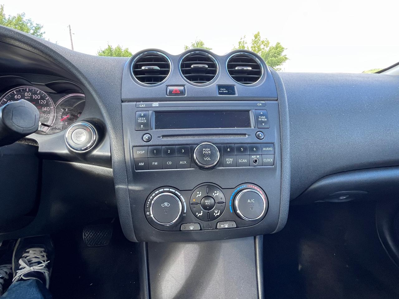 Nissan Altima 4dr Sdn I4 CVT 2.5 S 2010