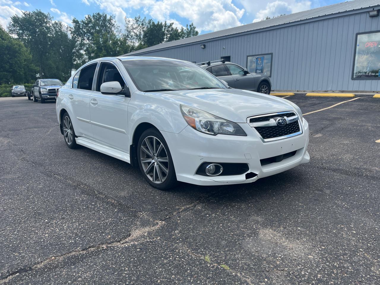 Subaru Legacy 4dr Sdn H4 Auto 2.5i Sport 2013