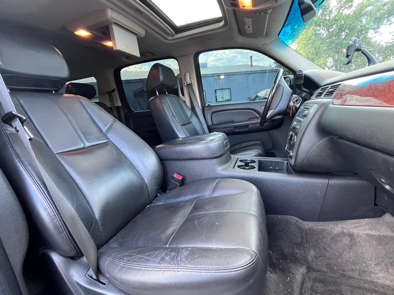 GMC Yukon XL 4WD 4dr 1500 SLT w/4SB 2008