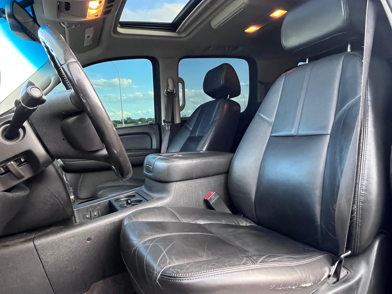 GMC Yukon XL 4WD 4dr 1500 SLT w/4SB 2008