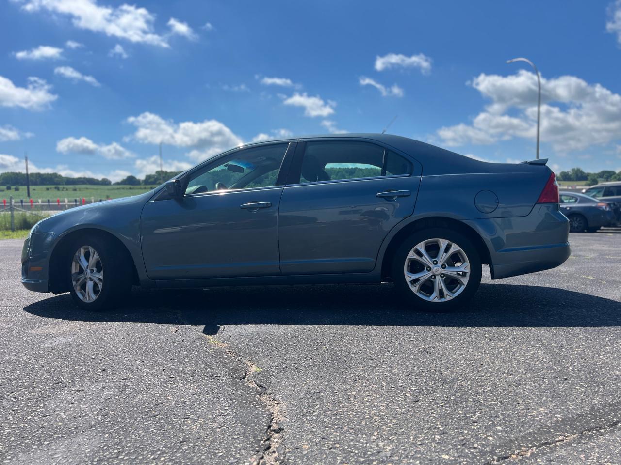 Ford Fusion 4dr Sdn SE FWD 2012