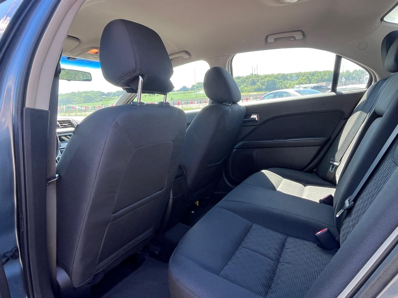 Ford Fusion 4dr Sdn SE FWD 2012