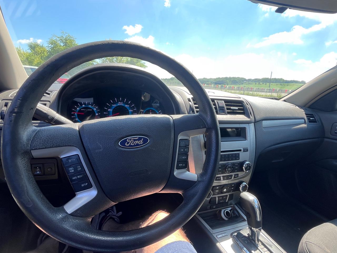 Ford Fusion 4dr Sdn SE FWD 2012